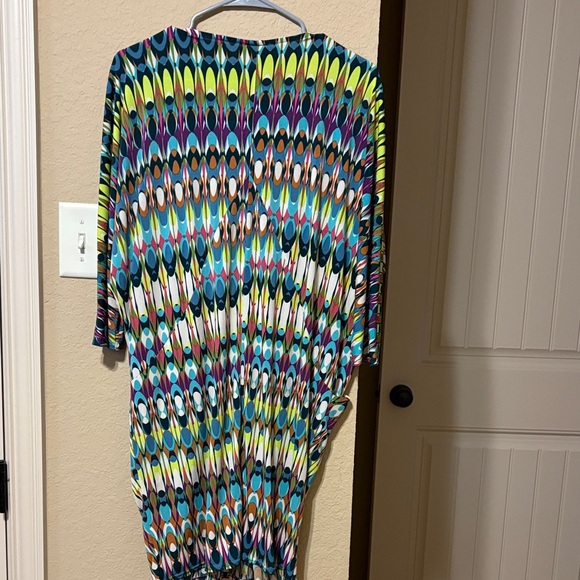 Colorful Patterned Dress - Picture 7 of 9